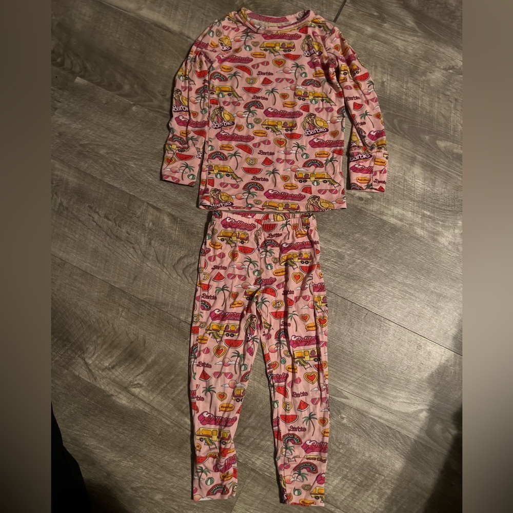 Posh peanut Barbie Malibu set